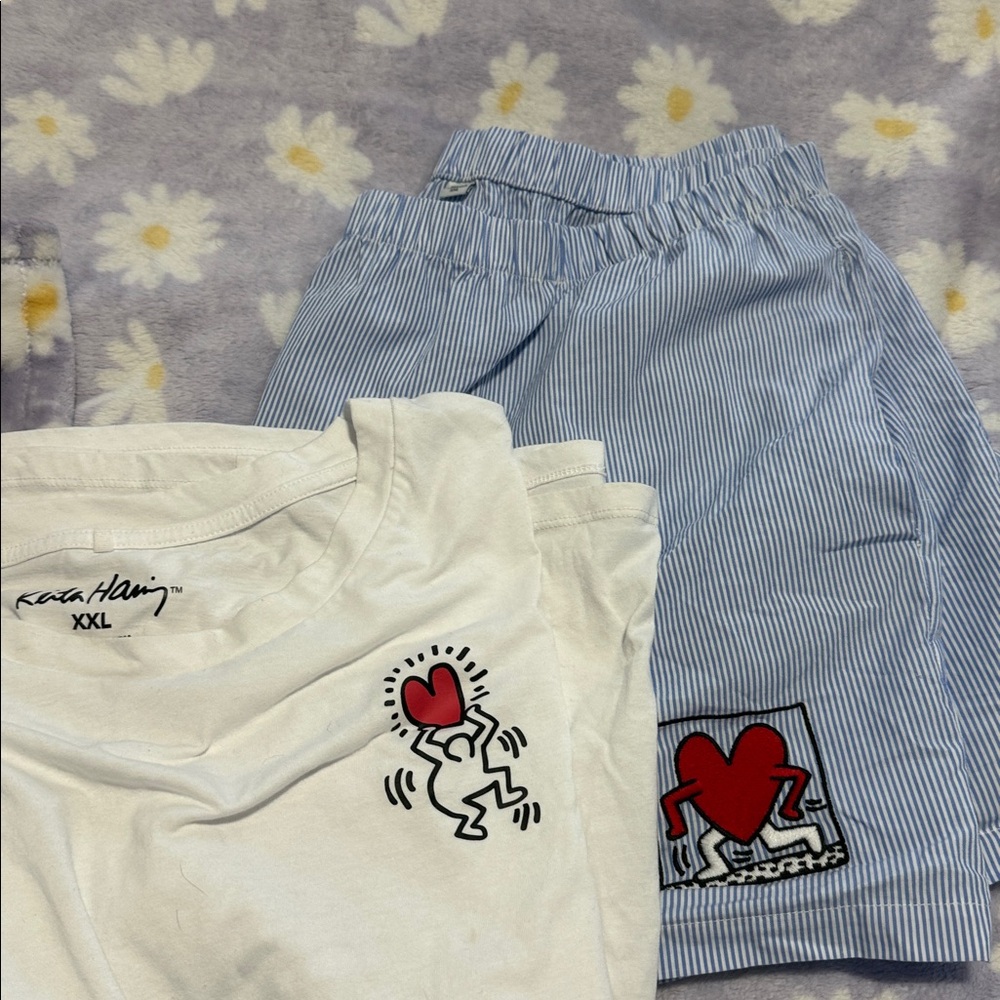 Keith Haring Women's Blue Striped Shorts with Red Heart Patch - Picture 4 of 4